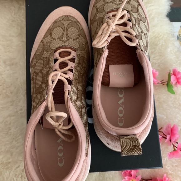 AUTHENTIC COACH TENNIS SHOES - Picture 4 of 11